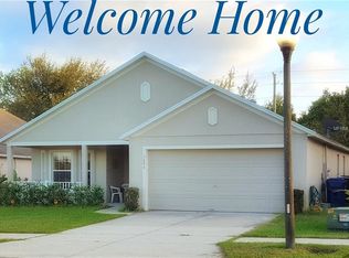 2086 Newtown Rd, Groveland, FL 34736