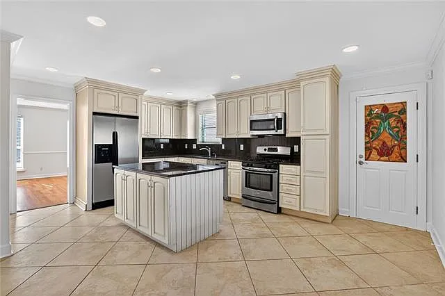 4808 Neyrey Dr — Photo 6