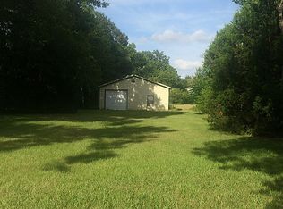 1138 Fowlkes St, Sealy, TX 77474