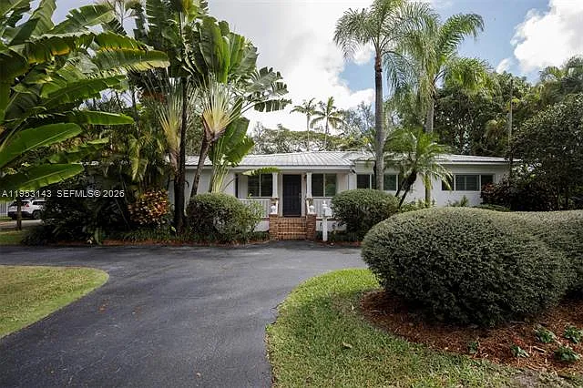 7801 SW 58th Ave — Photo 37