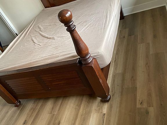 master with walk in closet