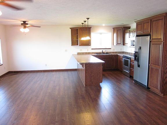 3rd image of 416 Beachcomber Dr #2