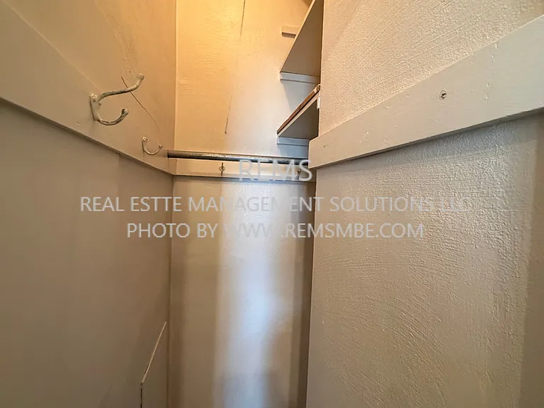 125 7th Ave — Photo 3
