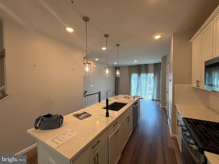 221 Narrowleaf Way — Photo 45