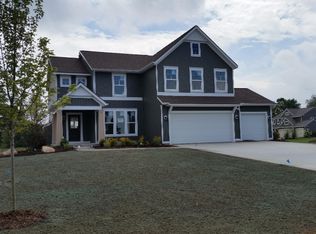 5468 Harvest Moon Ct, Belmont, MI 49306