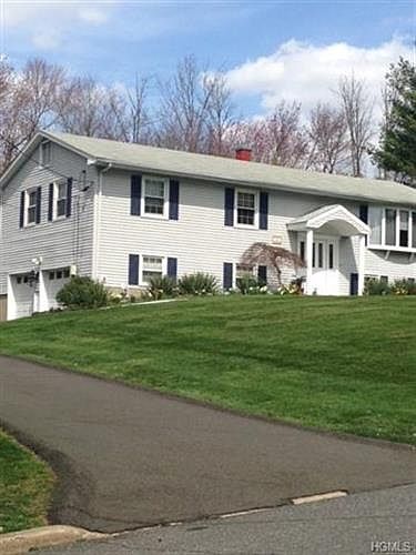 1st image of 610 Knollwood Ct