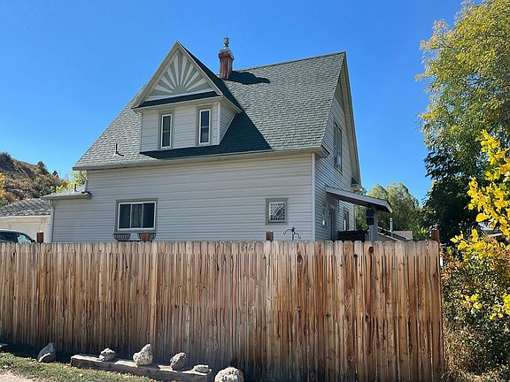 2nd image of 532 Johnson Ln