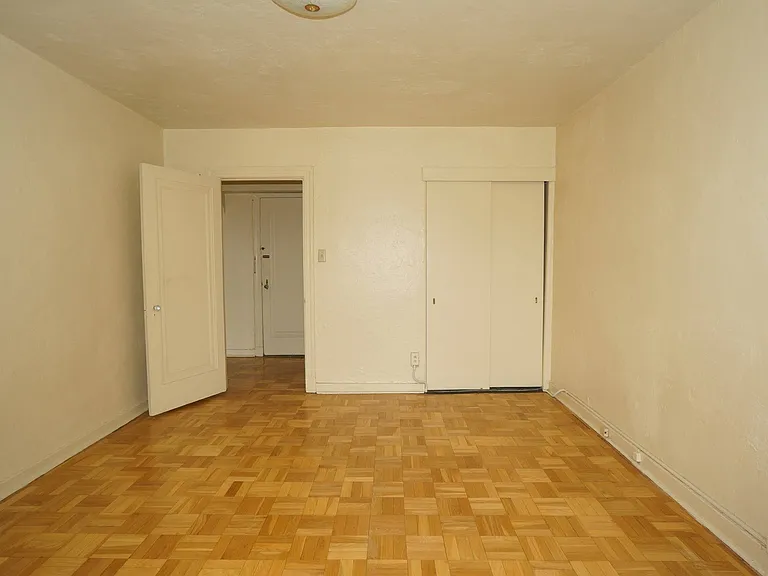 Bedroom Bedroom