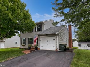 561 Friendship Ave, Lancaster, PA