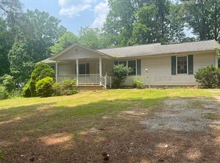 195 Manna Hill Rd, Ringgold, VA 24586