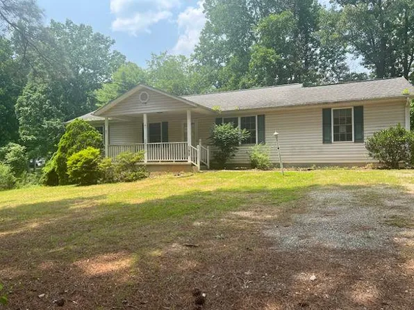 195 Manna Hill Rd, Ringgold, VA 24586