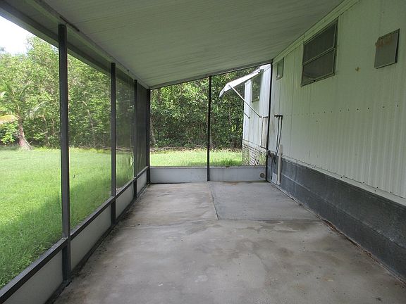 4th image of 30 Plantation Dr