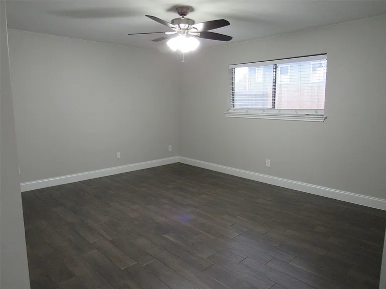 22710 Leedstown Ln — Photo 13