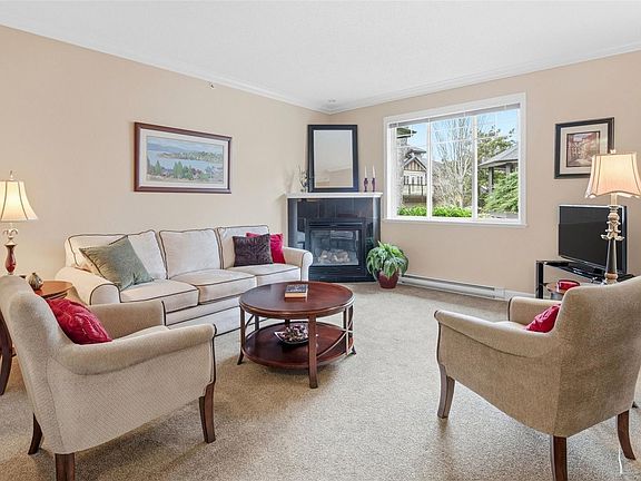 5th image of 15 Helmcken Rd #6