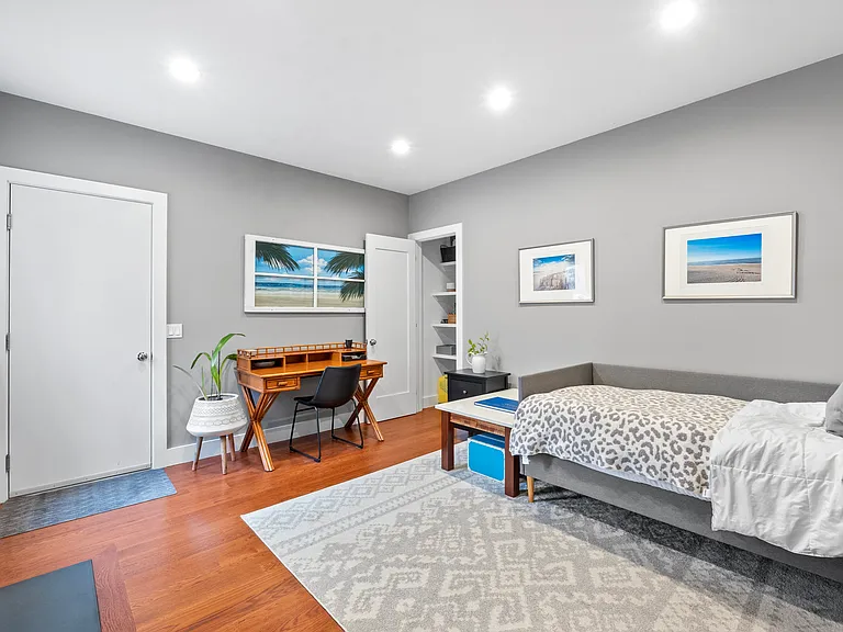 89 Accabonac Rd — Photo 11