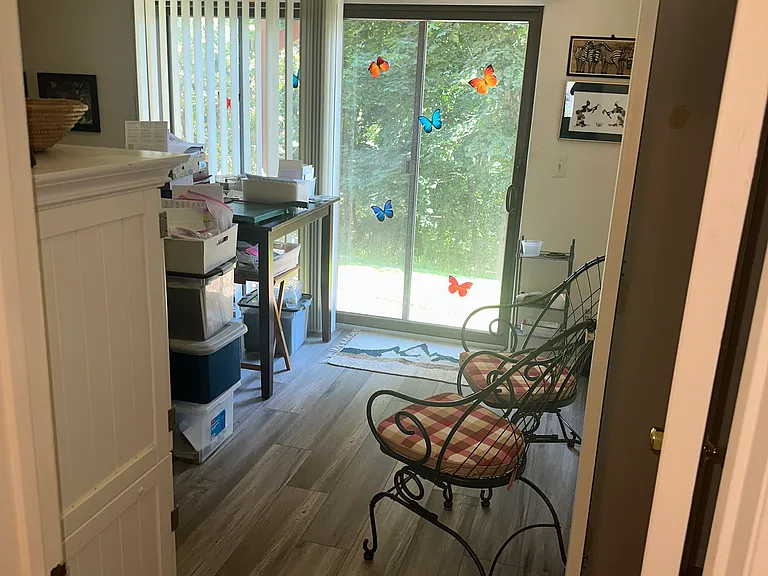 8 Alana Dr #8 — Photo 4