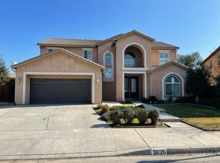 2626 E Powers Ave, Fresno, CA