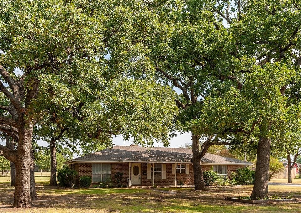 1st image of 2111 SW Green Oaks Blvd