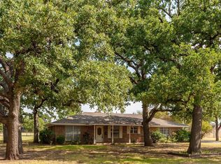 2111 SW Green Oaks Blvd, Arlington, TX 76017