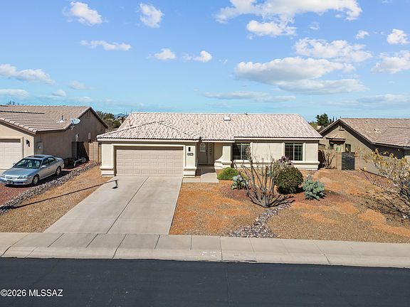 2nd image of 2831 Sierra Bermeja Dr