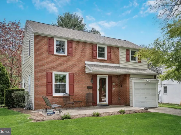 24 Briar Rd, Oreland, PA 19075