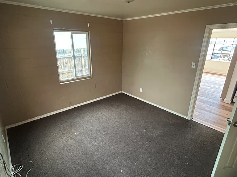 621 W Apache St #1/2 — Photo 16