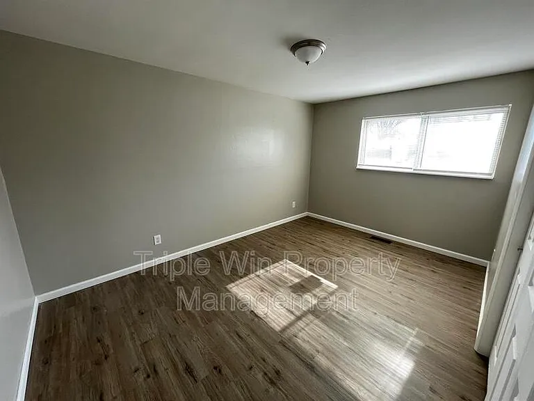 1225 Carla Dr — Photo 18