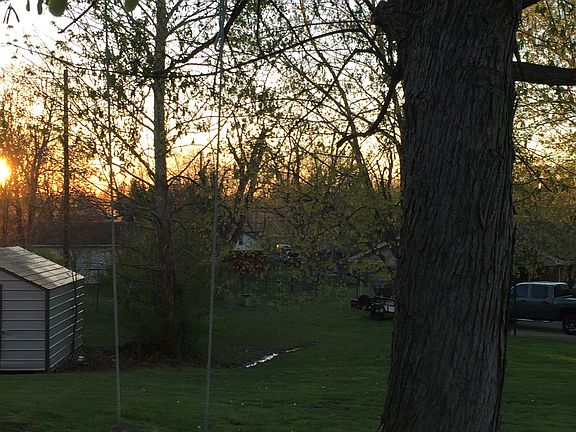 5th image of 224 Circle Dr