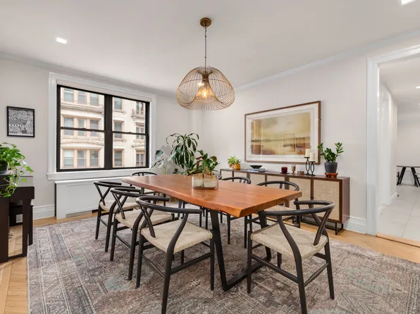 905 West End Avenue 81 image 3 of 14