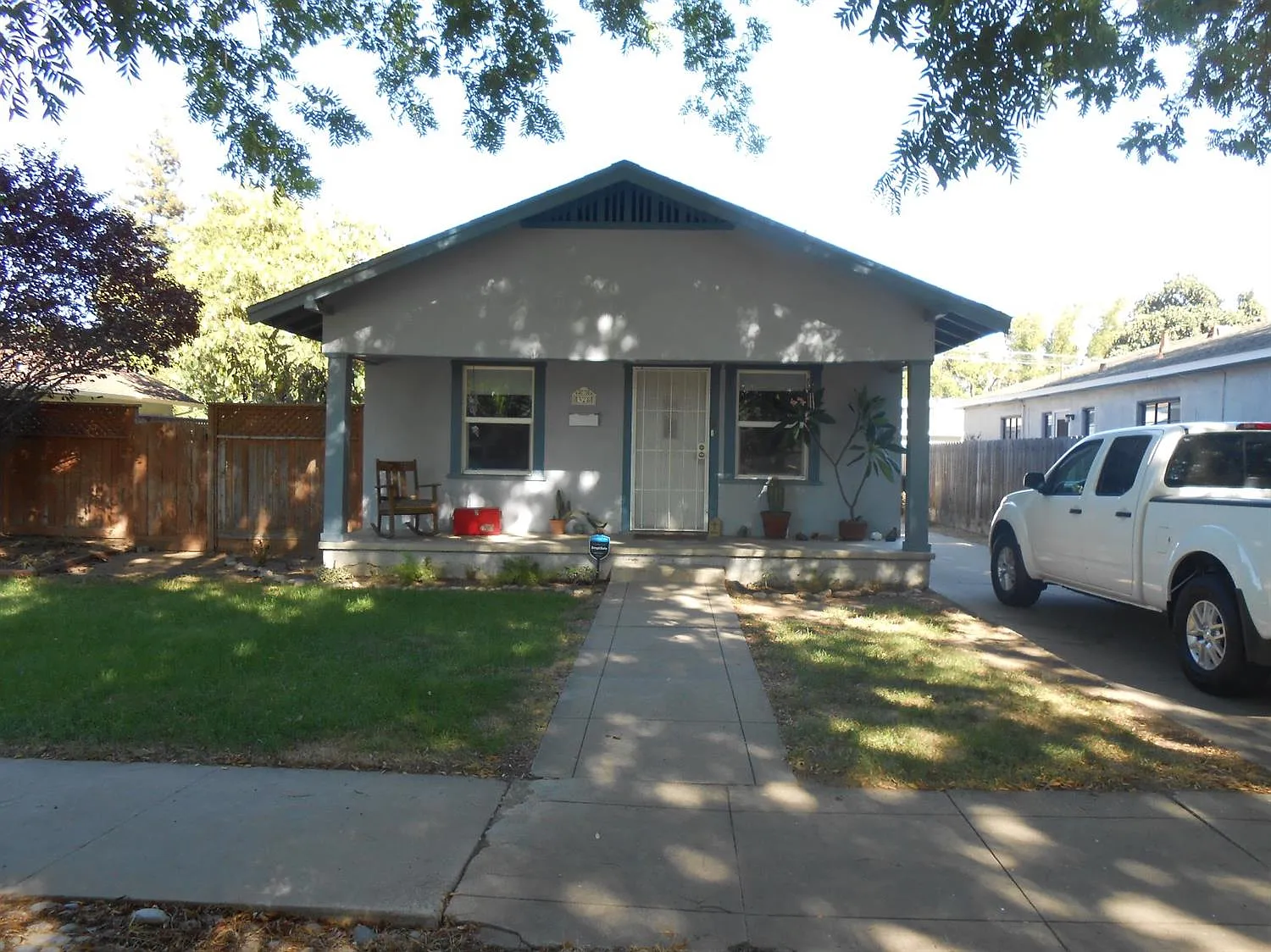 328 Semple St photo 1