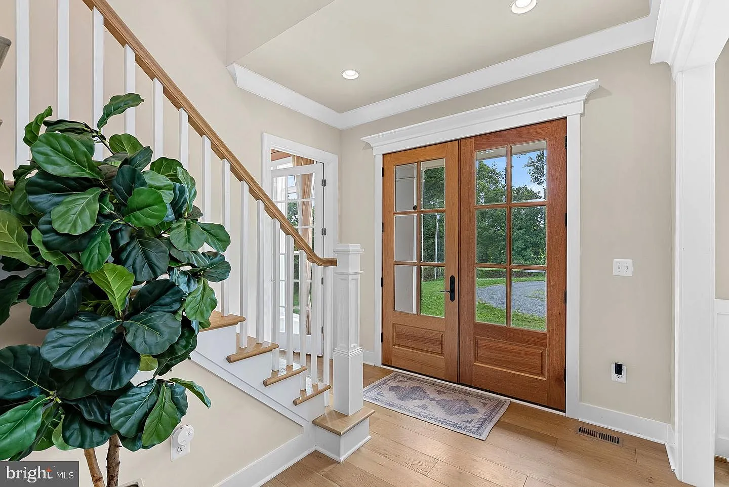 5 bed, 5.5 bath, 6537 sqft, $8,000 — Photo 3