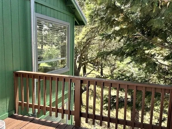 21515 Peak Cir, Cedarpines Park, CA 92322