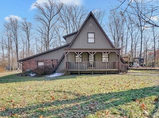 7318 N Red Hill Rd, Ellettsville, IN 47429