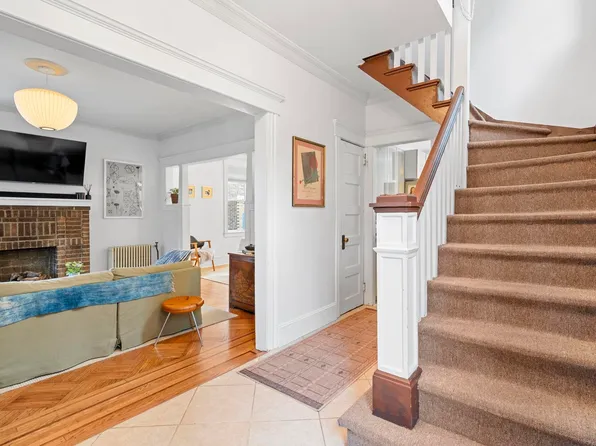 25 75th Street image 16 of 37