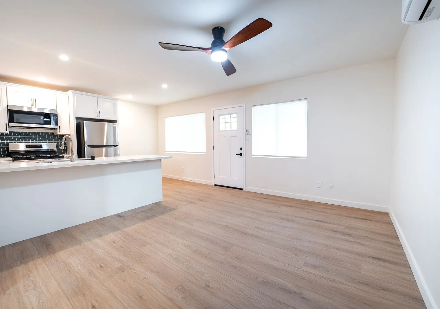Villa Terrace | 3776 — Photo 4