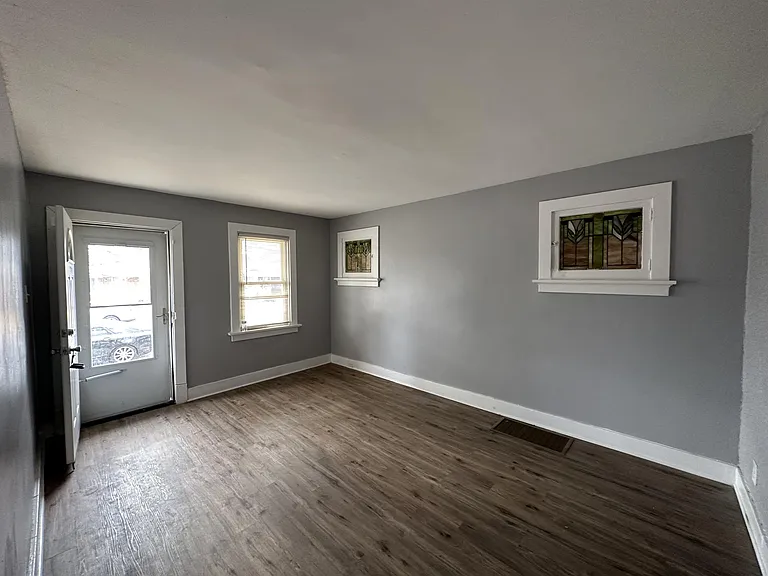 8303 Braddock Dr — Photo 5
