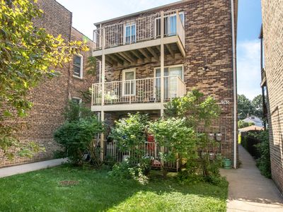 1745 W Albion Ave APT 2S, Chicago, IL, 60626