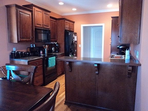 4th image of 531 Aristides Dr