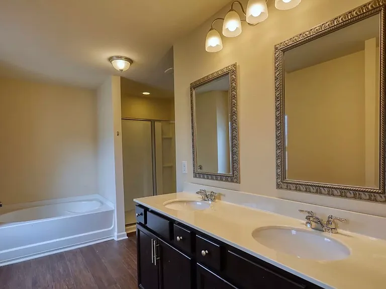 6571 Bluffview Dr — Photo 12