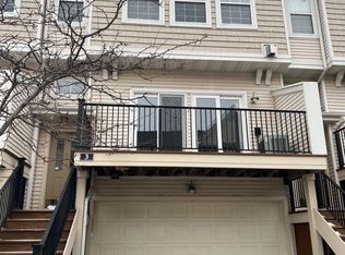 4332 Victor Path UNIT 3, Hugo, MN 55038