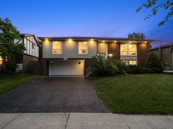 7209 Fayette Cir, Mississauga, ON L5N 1Y5