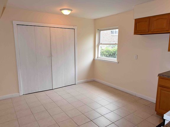 2nd image of 549 N Railroad Ave #1