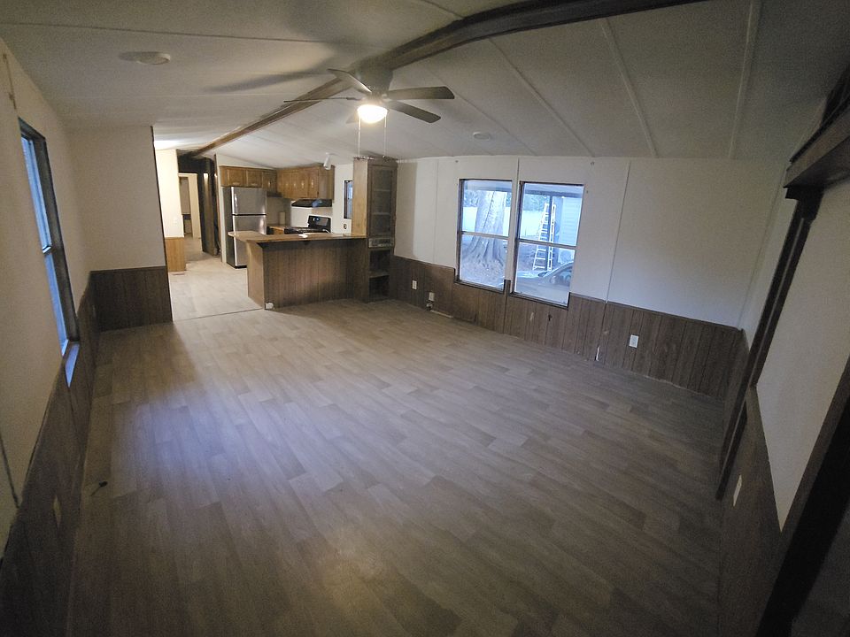 1st image of 8606 Satsuma Ave