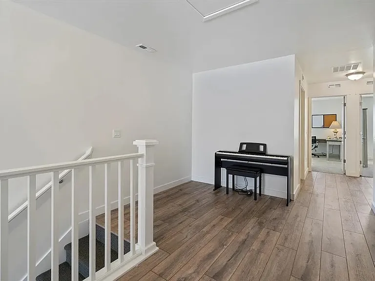 14818 S Queens Garden Ln — Photo 18