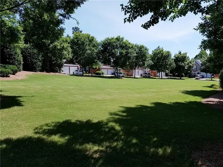 3363 Stoneham Dr — Photo 20