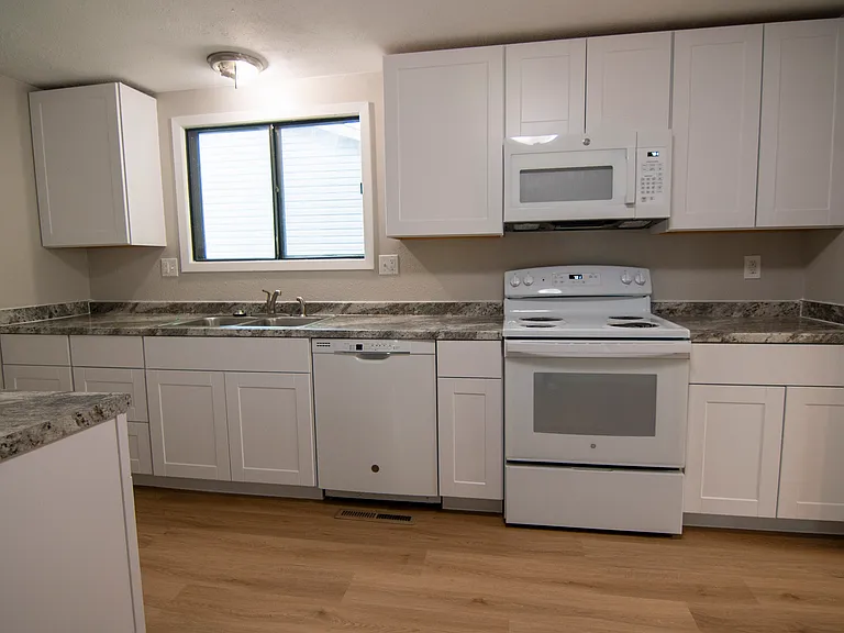 9450 Otis St — Photo 2