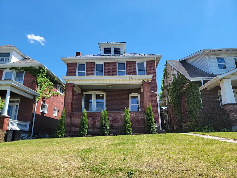 632 Hill Top Dr — Photo 30