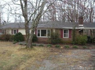 2333 Smith Dairy Rd, Columbus, NC 28722