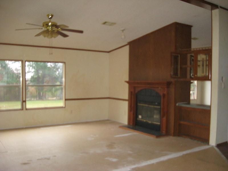 2nd image of 10728 Littlefield Dr