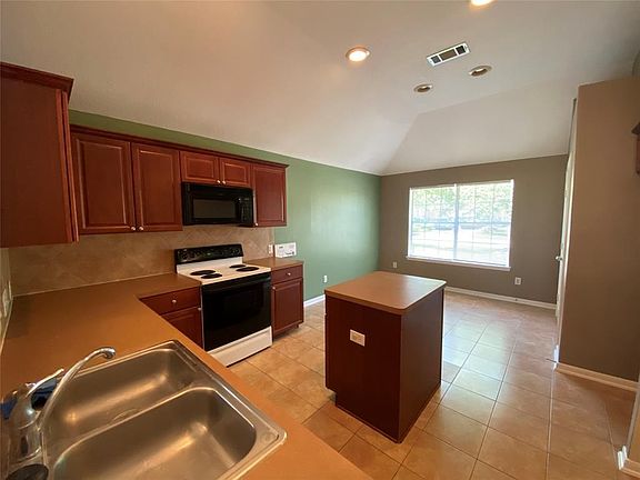 4th image of 14714 Windwood Park Ln